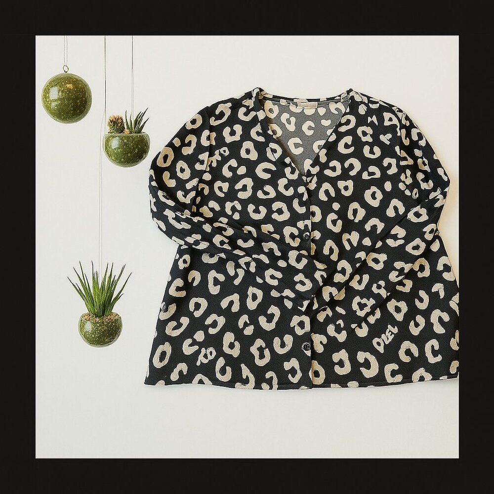 - Stylish Leopard Print Blouse Valentines Top D&Co ‘Love’ Vibes